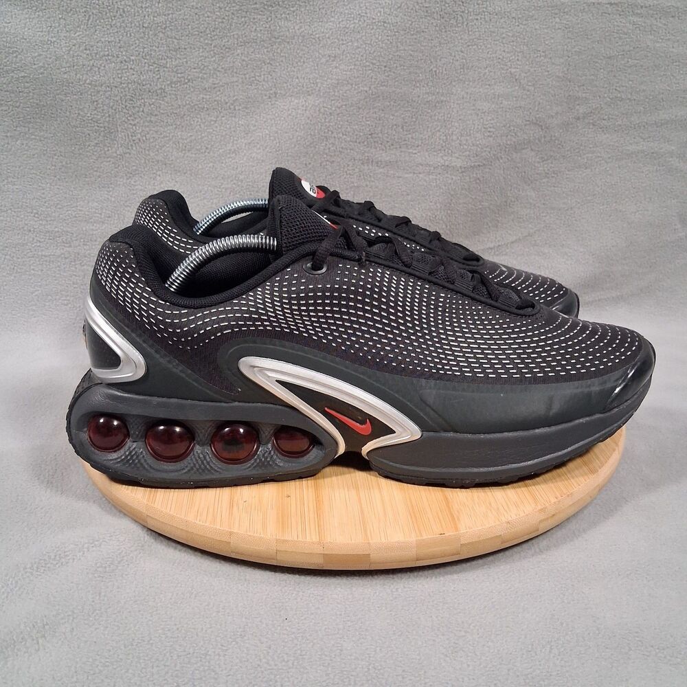 Nike Air Max DN Mens Size 11.5 Black University Red Sneakers Shoes Preowned